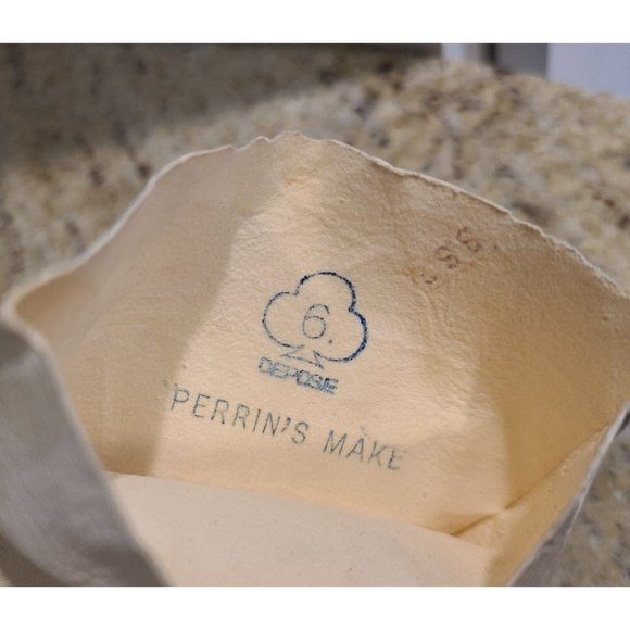 Vintage Antique? Size XS 6 Ivory 26" Long Formal Opera Gloves France Buttons - Picture 15 of 16